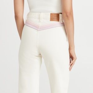 Levi’s Chasing Rainbows Ribcage Straight Jean White